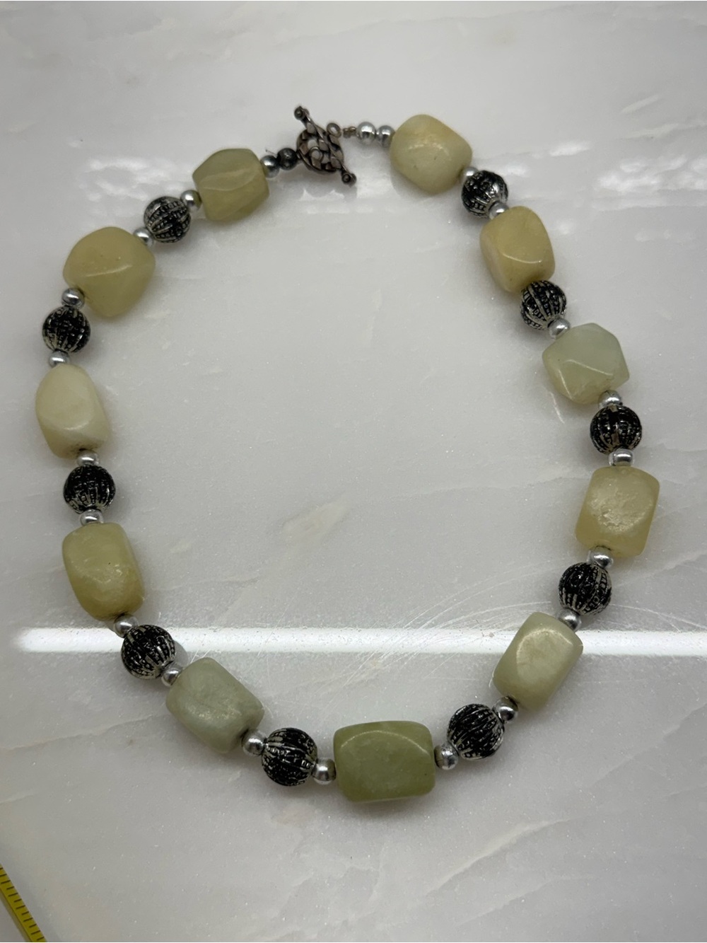 Vintage-style choker necklace - Light green gemstone and antiques Bali beads